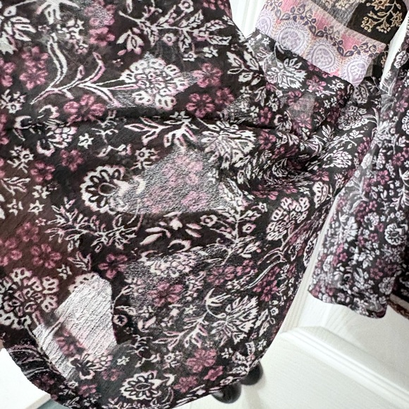 Maurices Patchwork Blouse - Multicolor - Picture 4 of 5